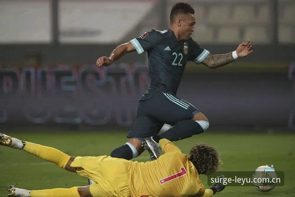 纵身浪涌处APP下载 揭秘阿根廷2-0背后:梅西缺阵,劳塔罗如何接管比赛?